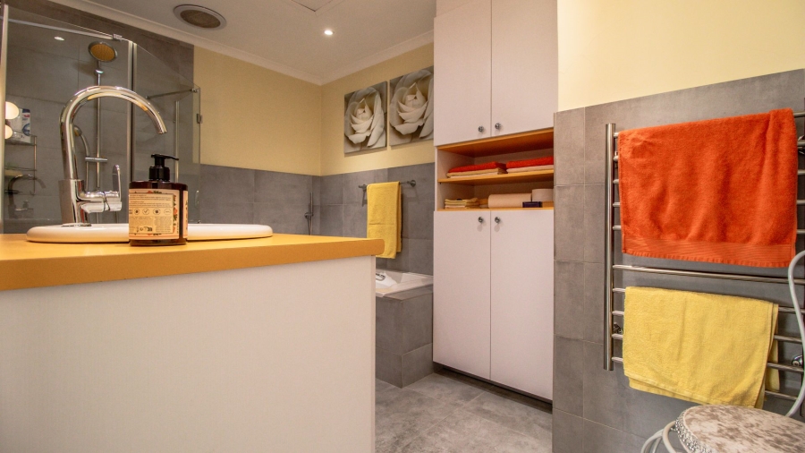 2 Bedroom Property for Sale in Pinelands Western Cape